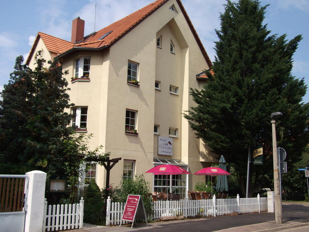 Pension & Cafe Am Kraehenberg Halle  Zewnętrze zdjęcie